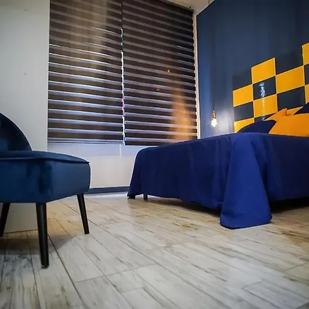 Pizzofalcone43 Nápoly