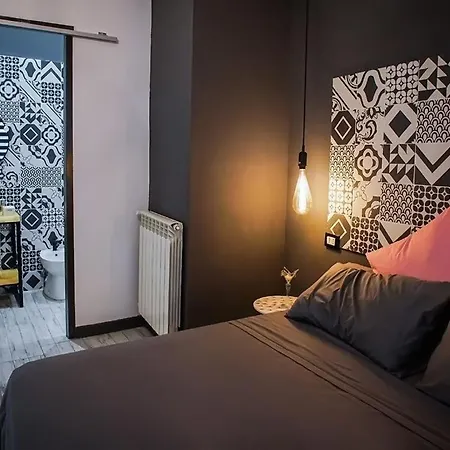 Pizzofalcone43 Neapel